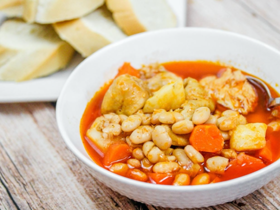 Vietnamese Chicken and Bean Stew